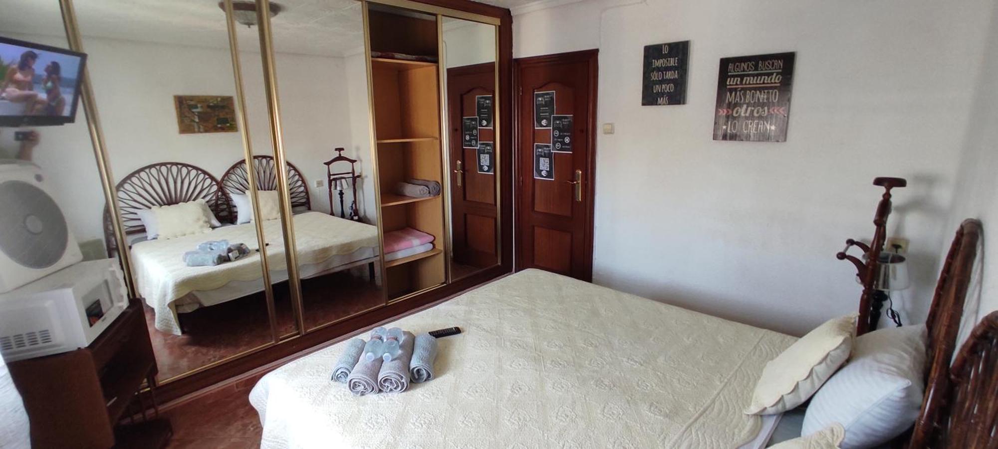 Tourist Room บาเลนเซีย ภายนอก รูปภาพ